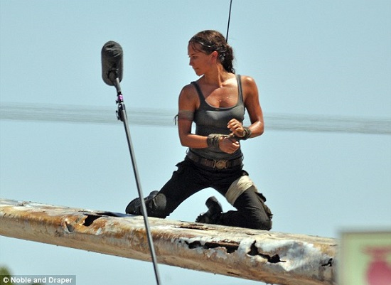 Alicia Vikander Sebagai Lara Croft