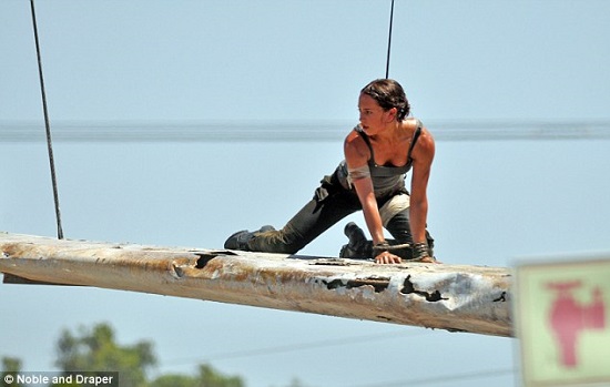 Alicia Vikander Sebagai Lara Croft